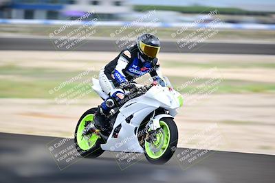 media/Apr-18-2025-TrackDaz (Fri) [[45f5874c44]]/A Group/Session 4 (Turns 5 and 6 - Inside)/